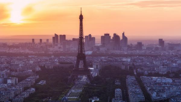 Free paris cityscape and eiffel tower with background of sky and sunrise hd travel wallpaper download