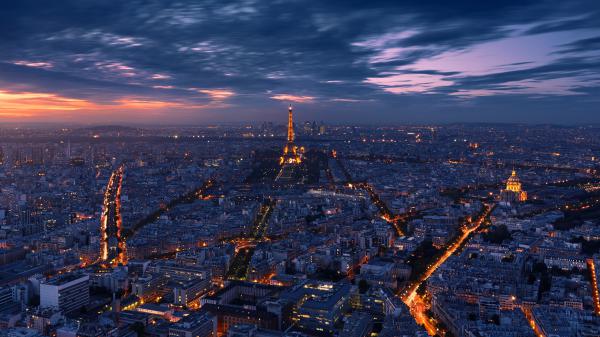 Free paris eiffel tower and cityscape during evening time with background of gray clouds hd travel wallpaper download