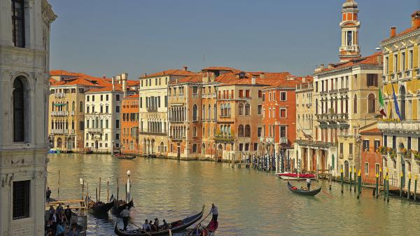 Free people in boat on river between buildings in italy venice hd travel wallpaper download