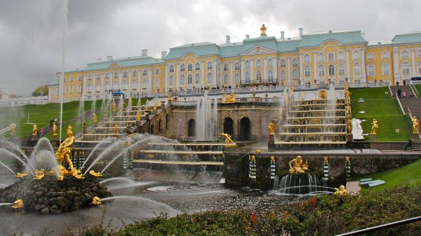 Free peterhof palace in saint petersburg russia hd travel wallpaper download