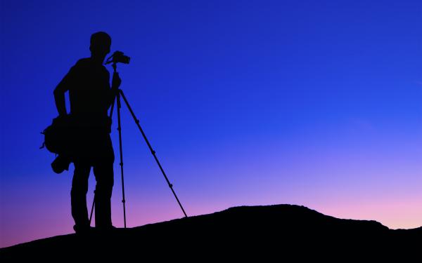 Free photographer silhouette wallpaper download