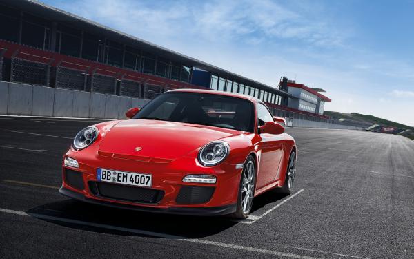 Free porsche 911 gt3 2013 wallpaper download