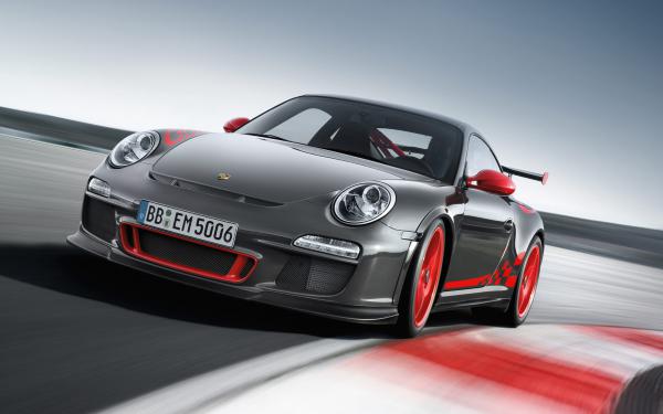 Free porsche 911 gt3 rs 2012 wallpaper download