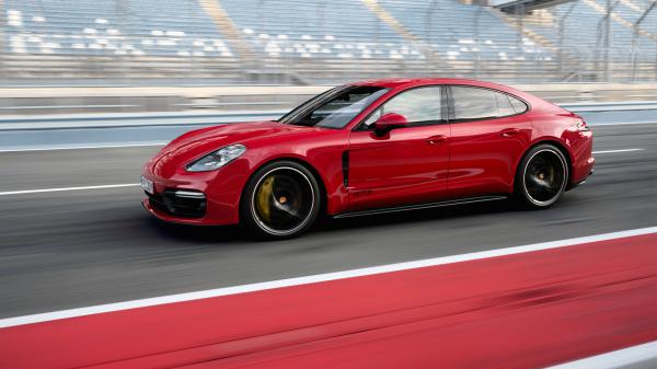 Free porsche panamera gts 2018 4k wallpaper download