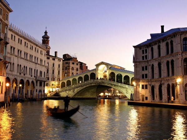 Free rialto bridge grand canal italy wallpaper download