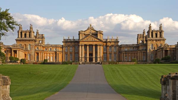 Free royal residence blenheim palace in uk 4k hd travel wallpaper download