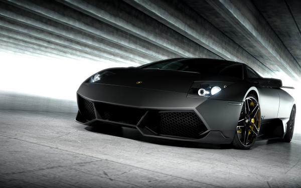 Free stunning lamborghini wallpaper download