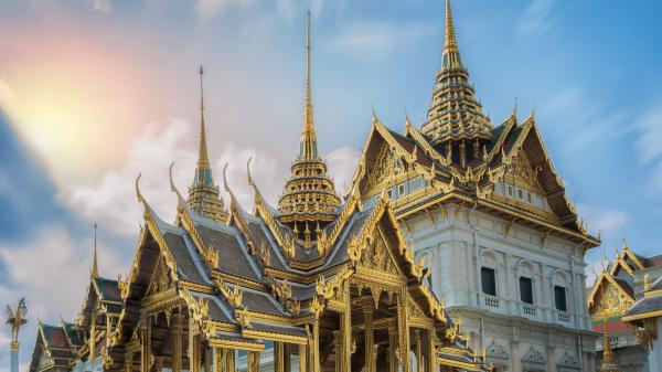 Free thailand palace hd travel wallpaper download