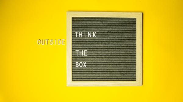 Free think outsie the box 4k 5k hd inspirational wallpaper download