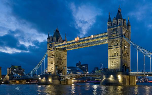 Free tower bridge london twilight wallpaper download