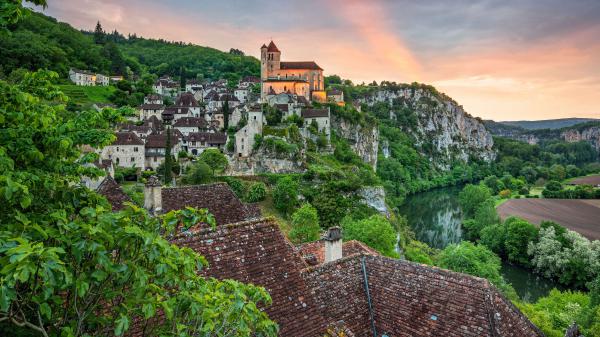 Free village castle surrounded by trees in france 4k 5k hd travel wallpaper download