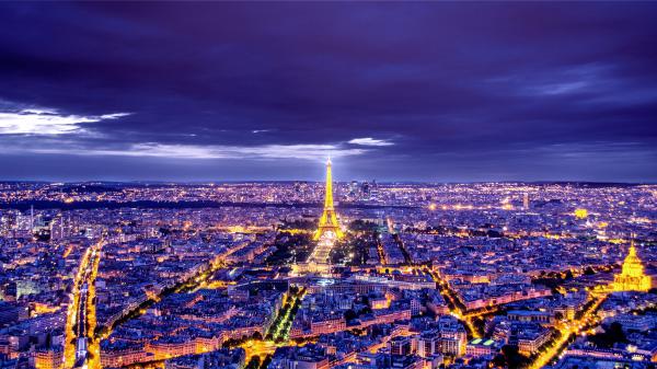 Free violet and yellow lighting of cityscape and eiffel tower paris with cloudy sky background 4k 5k hd travel wallpaper download